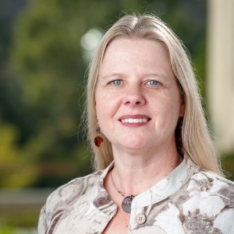Maureen McRae